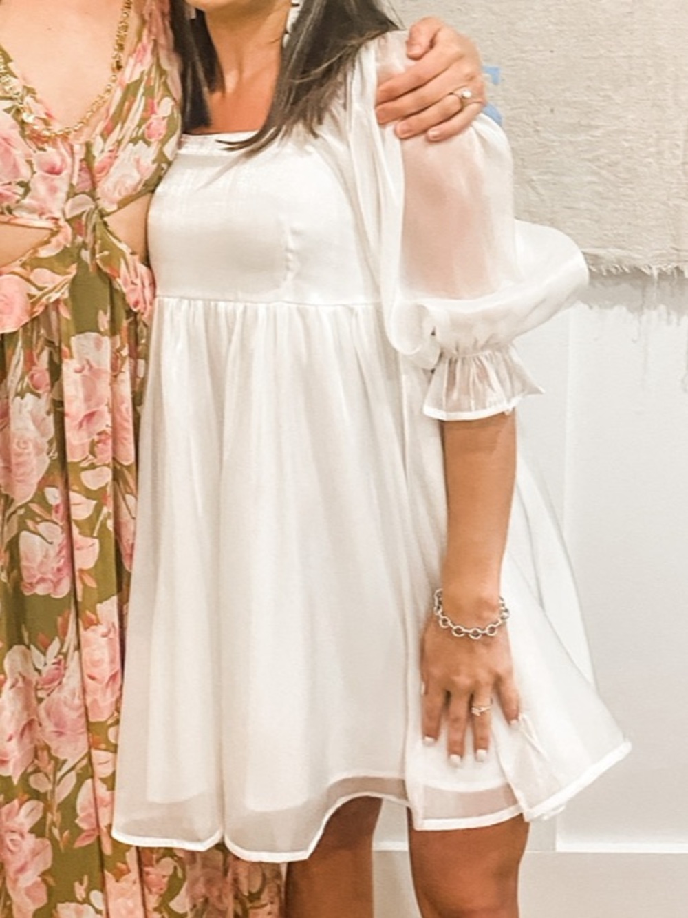 entro Ivory Sheer Puff-Sleeve Tunic